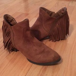 Woman’s Fringe Booties